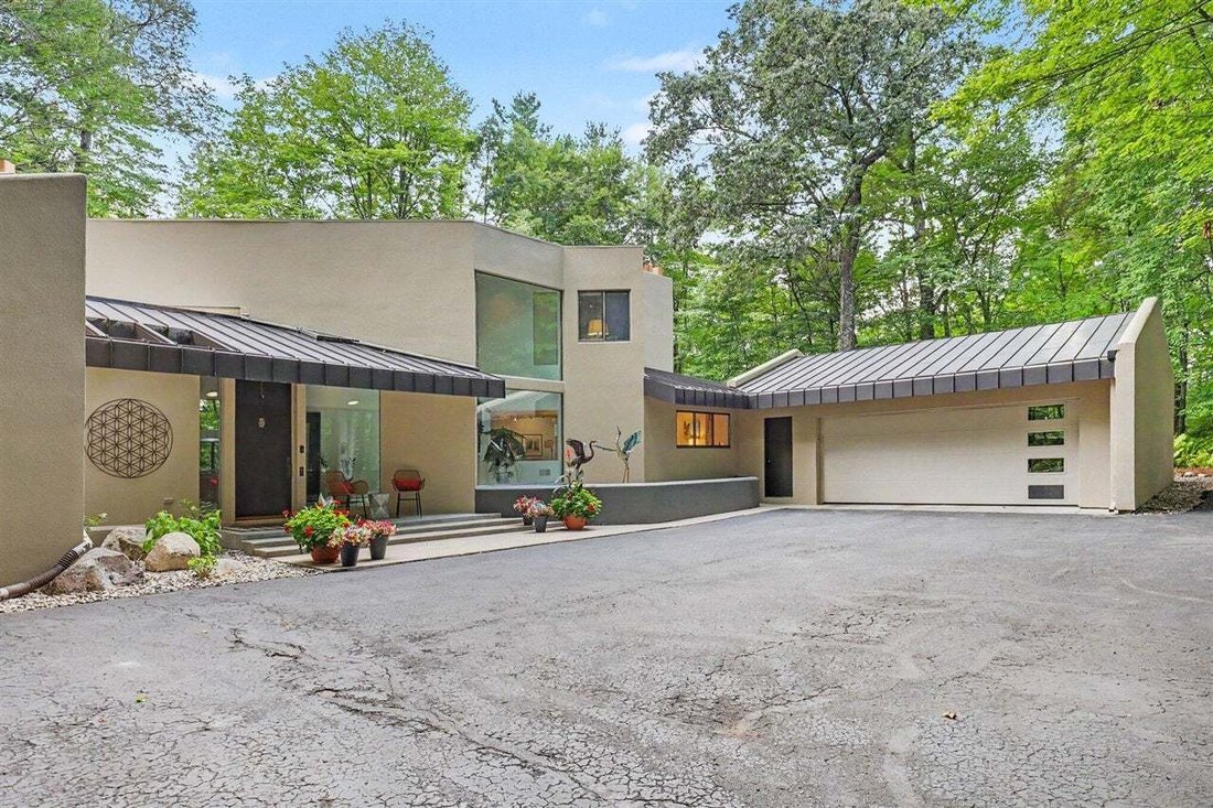 House in Greenville, Michigan, United States 5 - 18630851