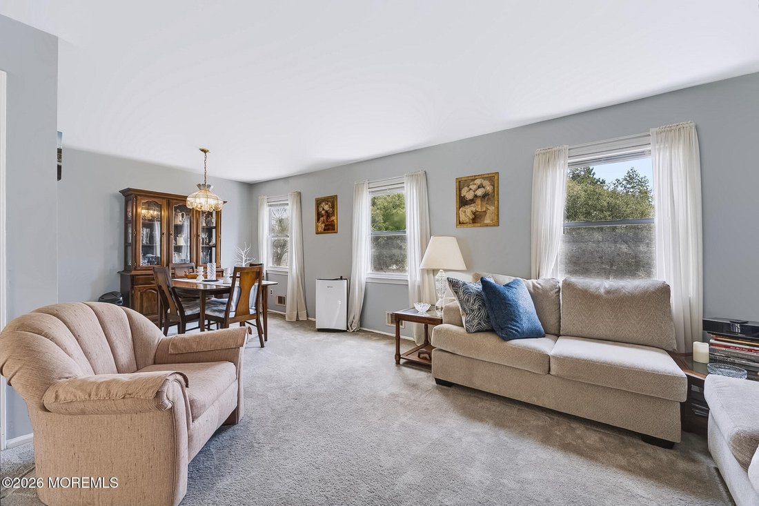 House in Lakewood Township, New Jersey, United States 4 - 18630920