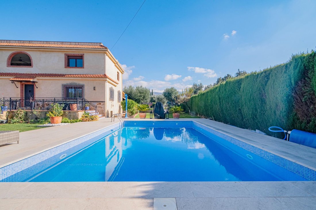 Villa in Gojar, Andalusia, Spain 4 - 18631466