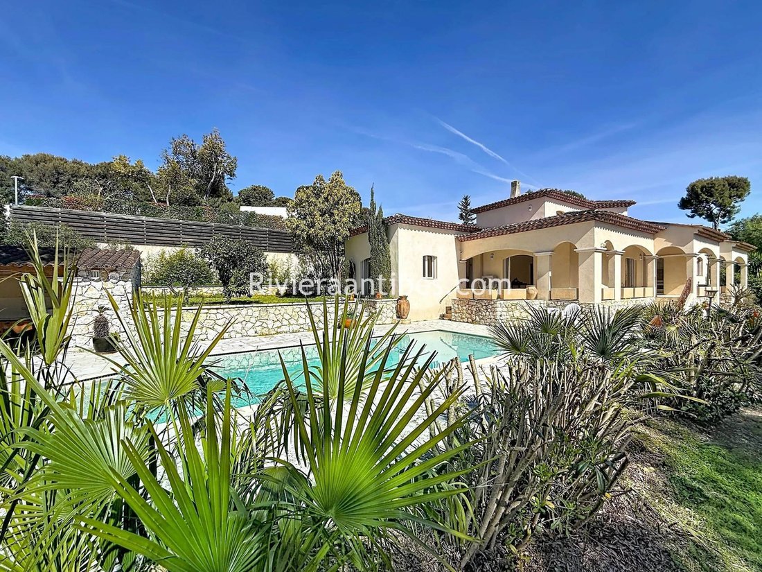 Villa in Fontmerle, Antibes, France 1 - 17771722