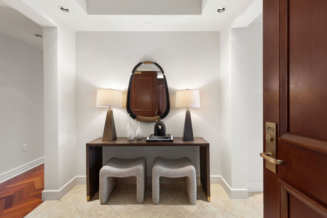 Condo in San Francisco, California, United States 2 - 18631268