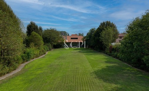 House in Saronno, Lombardy, Italy 1