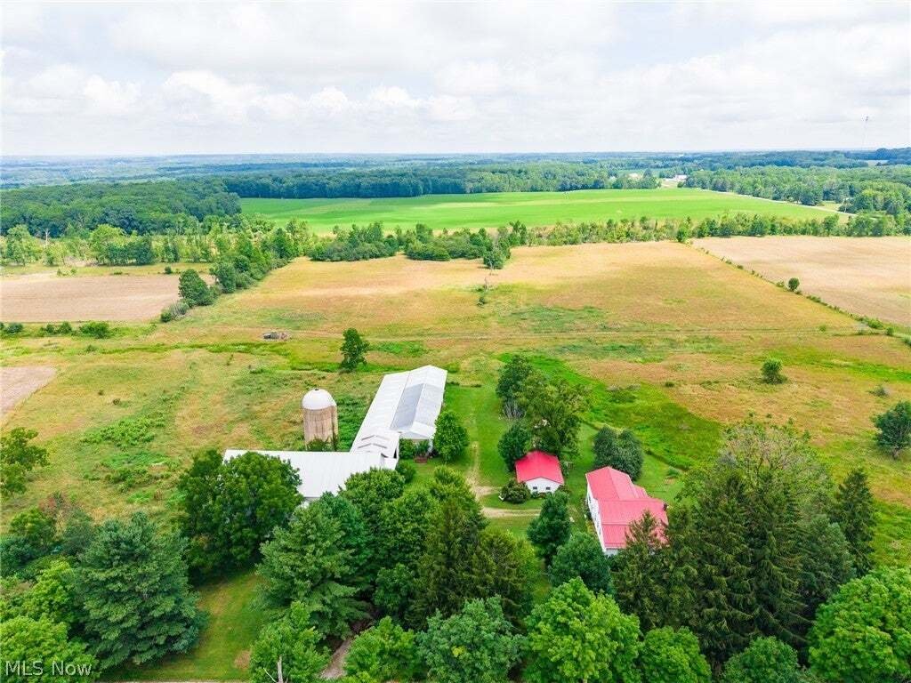 House in Kinsman, Ohio, United States 4 - 18631237