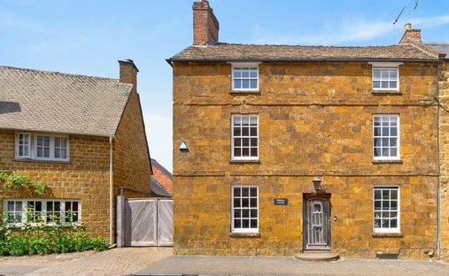 House in Deddington, England 1