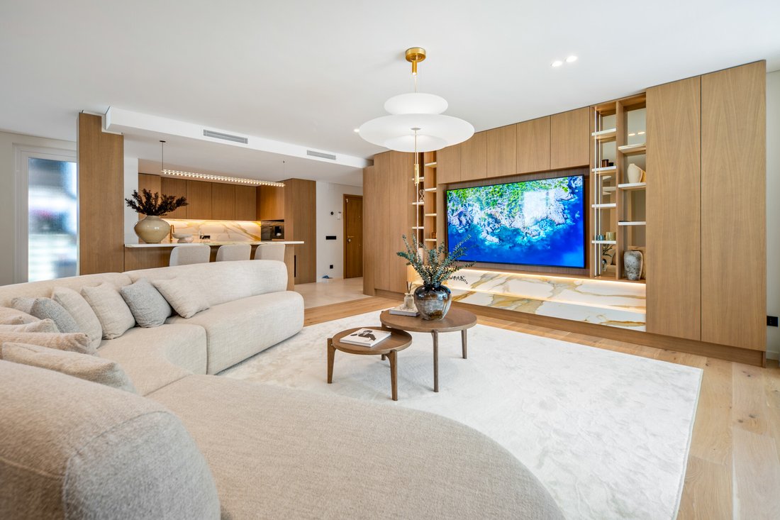 Apartment in Marbella, Andalusia, Spain 3 - 18631543