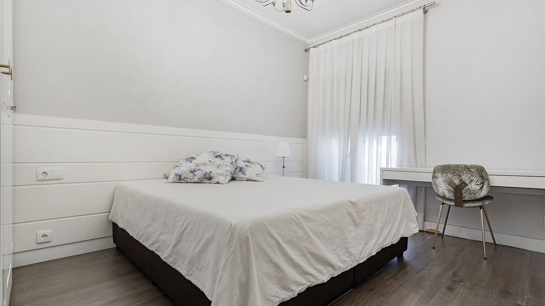 Apartment in Sarrià-Sant Gervasi, Barcelona, Spain 5 - 18300063