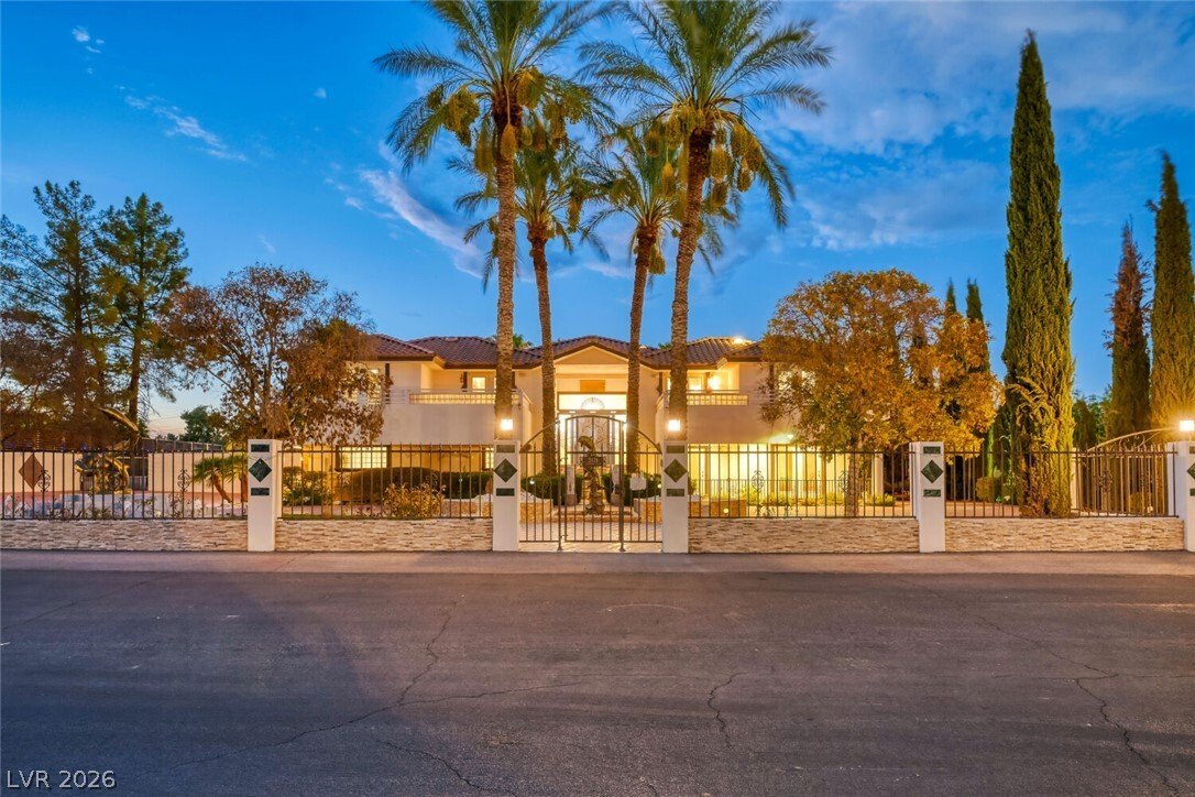 House in Las Vegas, Nevada, United States 5 - 18630954