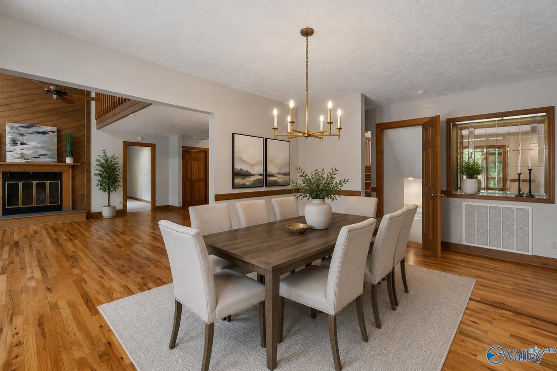 House in Redstone Arsenal, Alabama, United States 4 - 18268150