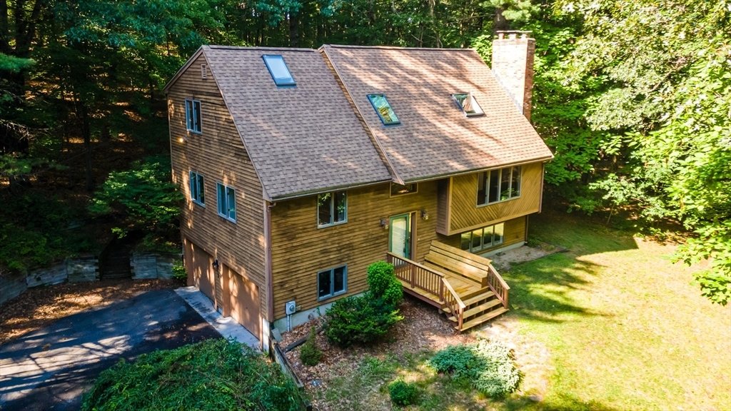 House in Bolton, Massachusetts, United States 1 - 18630962