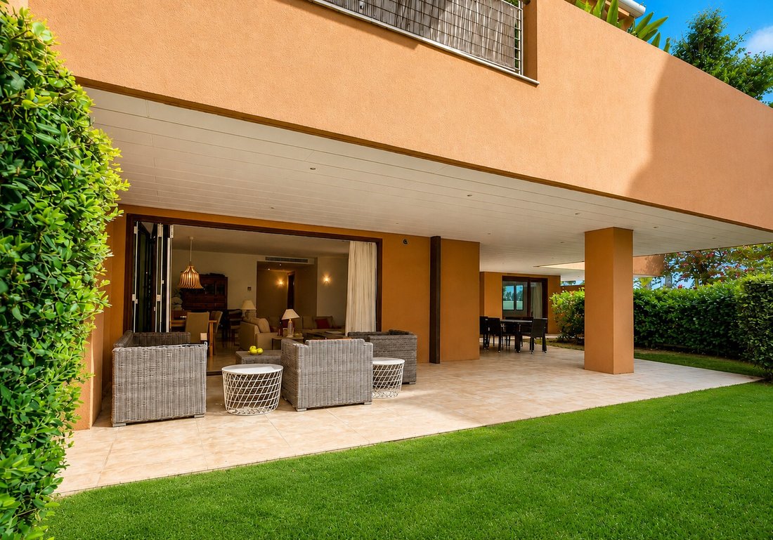 Apartment in Sotogrande, San Roque, Andalusia 1 - 18631105