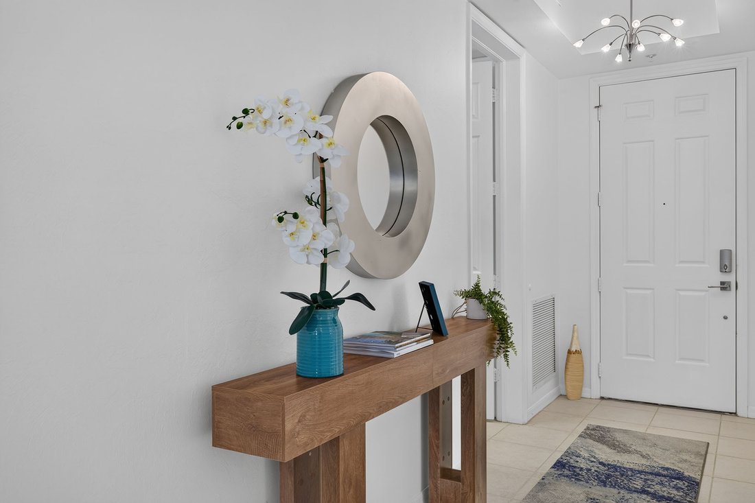 Condo in Naples, Florida, United States 5 - 18631280