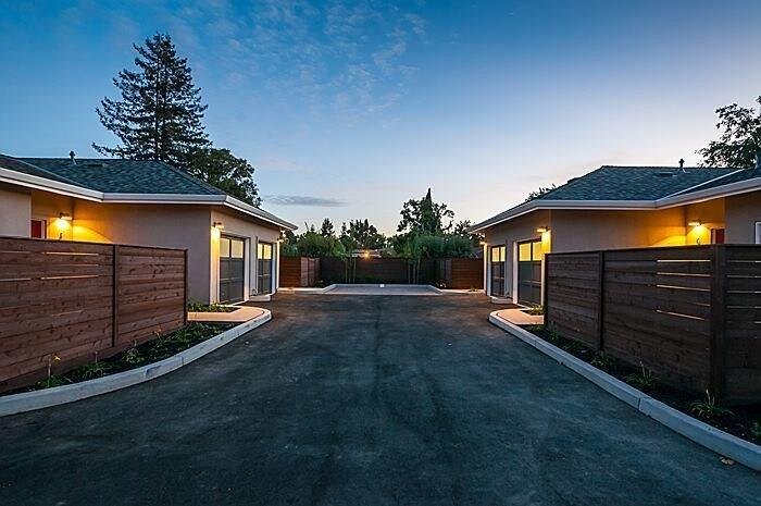 Redwood City, California, United States 1 - 18631239