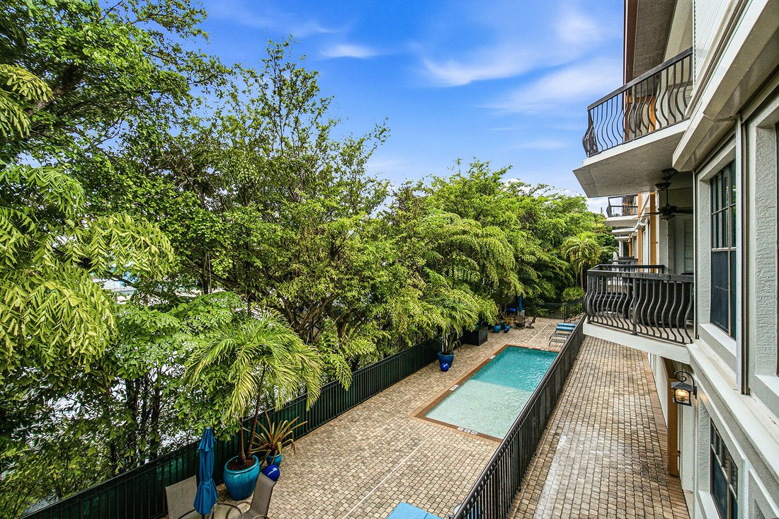 Condo in Naples, Florida, United States 5 - 18631279