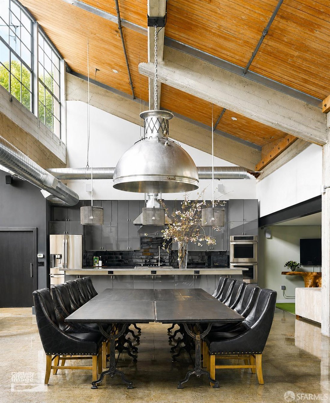 Condo in San Francisco, California, United States 2 - 18630844