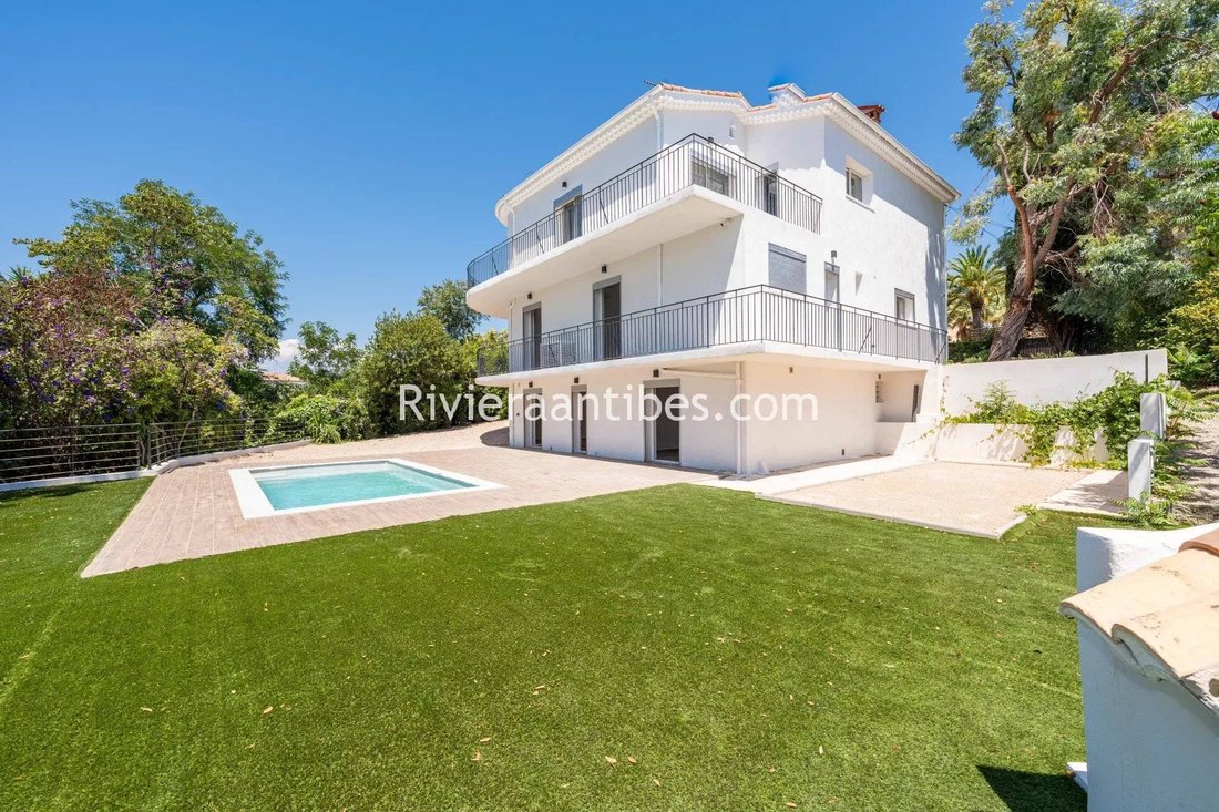 House in Fontmerle, Antibes, France 1 - 15675576