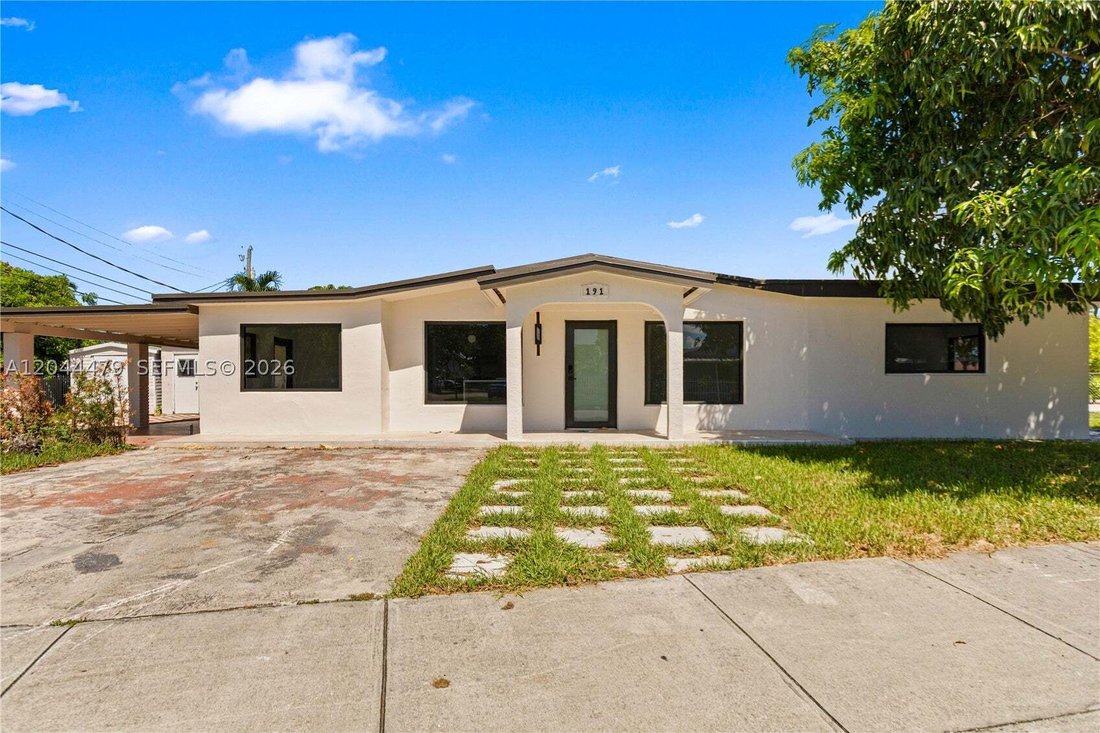 House in Hialeah, Florida, United States 1 - 18301518