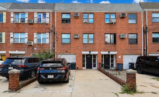 House in New York, New York, United States 1