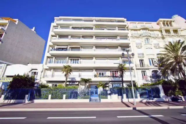 Wohnung in Nizza, Provence-Alpes-Côte d'Azur, Frankreich 3 - 16605904