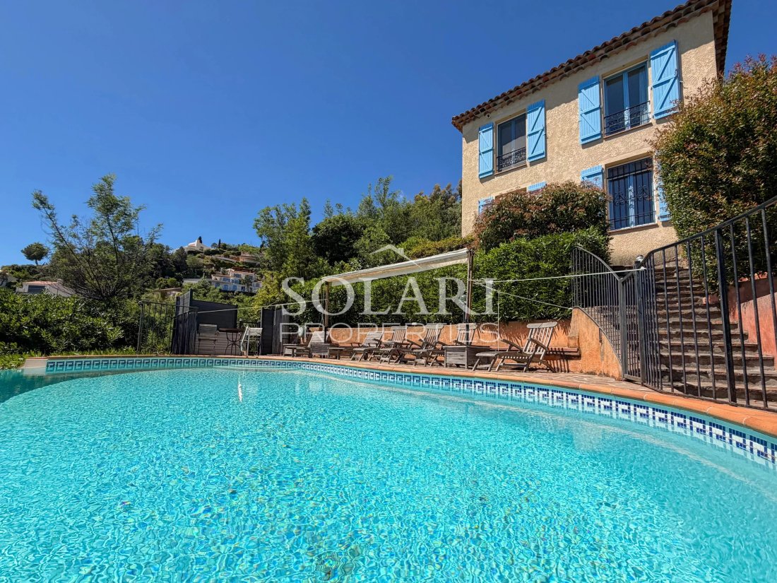 Villa in Théoule-sur-Mer, Provence-Alpes-Côte d'Azur, France 5 - 17865661