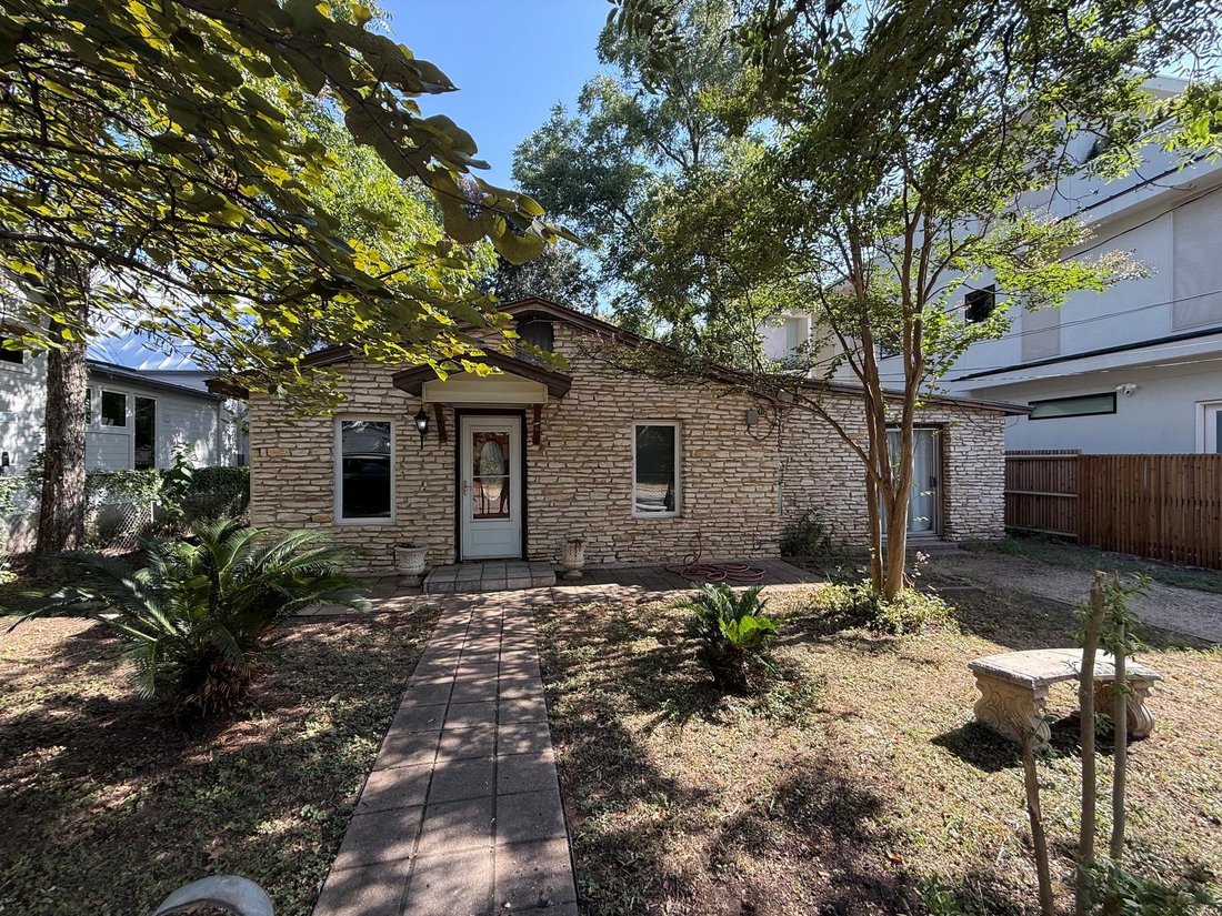 House in Austin, Texas, United States 2 - 18630860