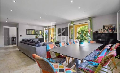 Villa in Brusquet-Retenaou-Devens, Vallauris, France 1