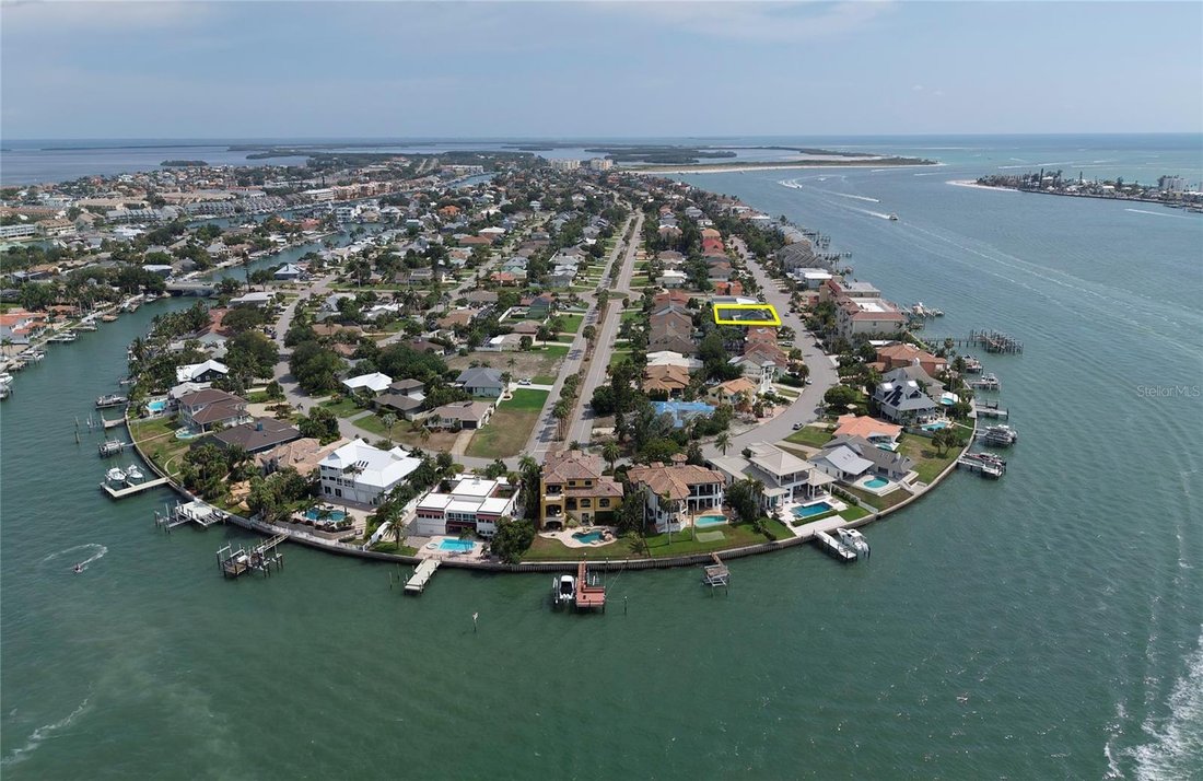 House in St. Petersburg, Florida, United States 1 - 18631064