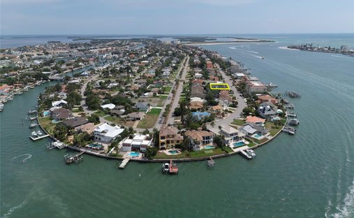 House in St. Petersburg, Florida, United States 1