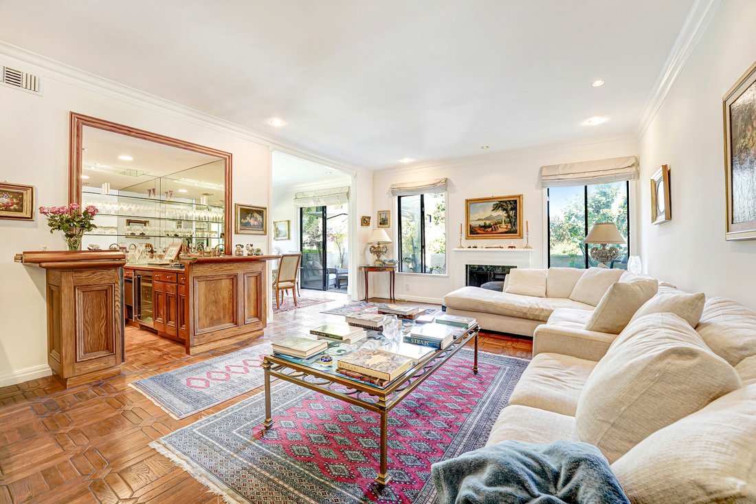Condo in Los Angeles, California, United States 2 - 18631314