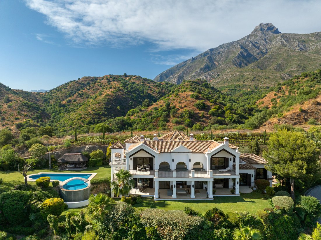 Villa in Marbella, Andalusia, Spain 1 - 18631533