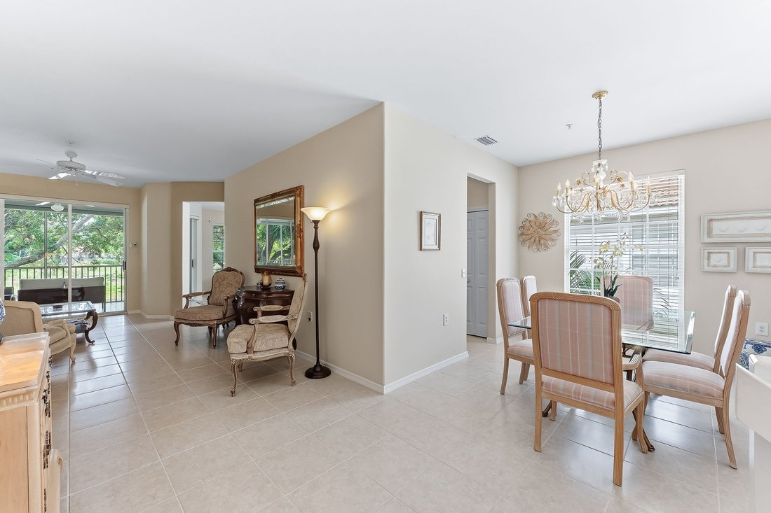 Condo in Naples, Florida, United States 4 - 18631278