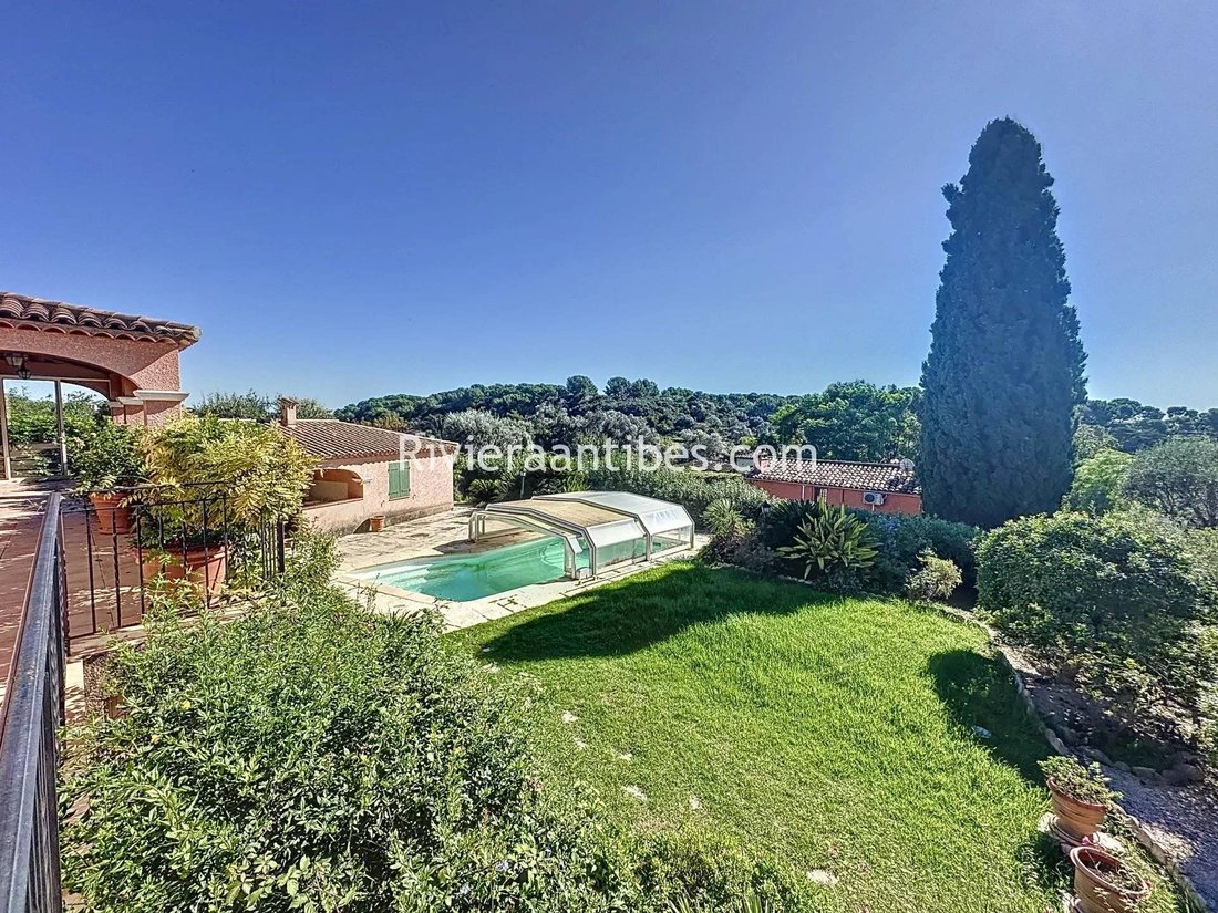 Villa in Fontmerle, Antibes, France 2 - 15675557