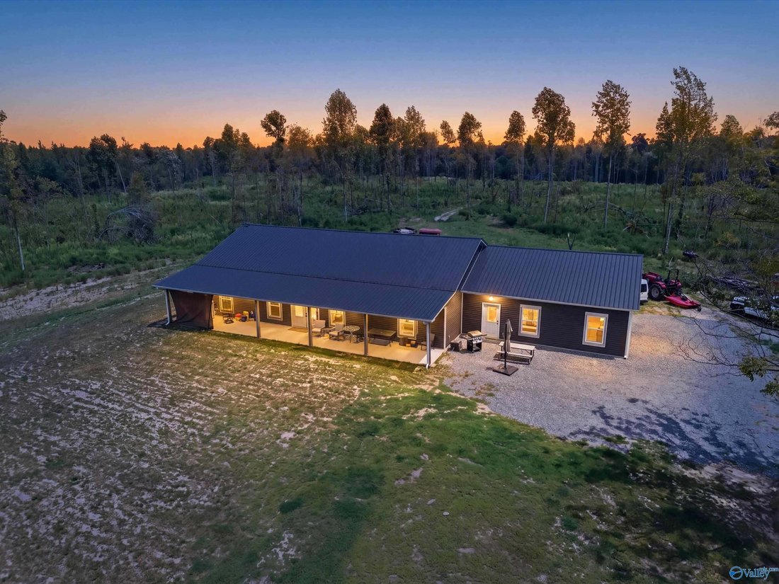 House in Pisgah, Alabama, United States 1 - 18631214