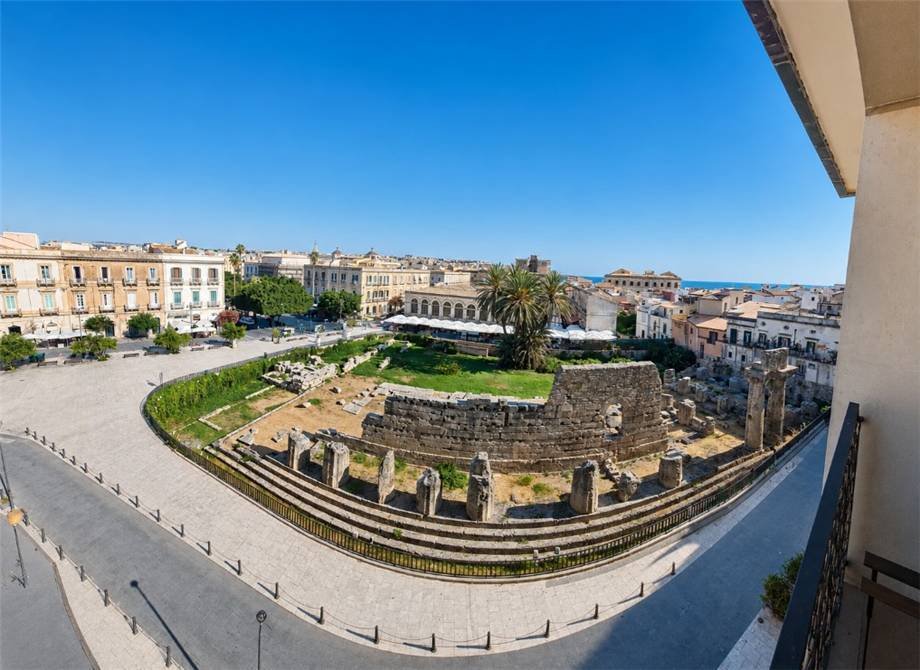 Apartment in Carlentini, Sicily, Italy 4 - 18630983