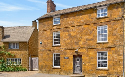 House in Deddington, England 1
