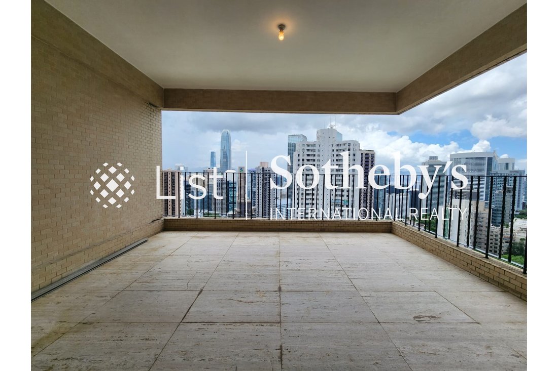 Apartment in Mid-Levels Central, Hong Kong 3 - 18631252