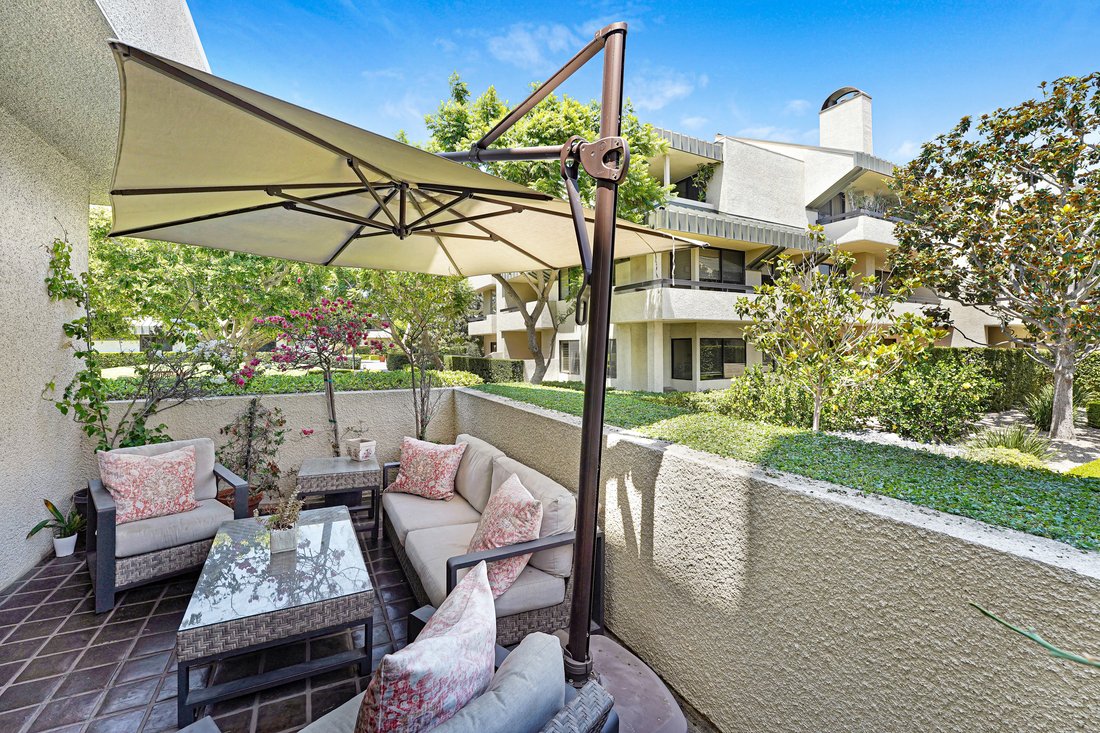 Condo in Los Angeles, California, United States 4 - 18631314