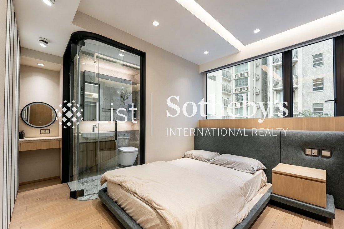 Apartment in Mid-Levels Central, Hong Kong 4 - 18631249