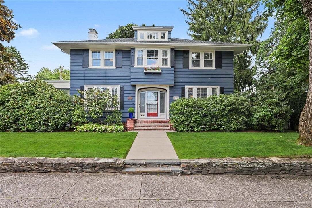 House in Pawtucket, Rhode Island, United States 1 - 18631067