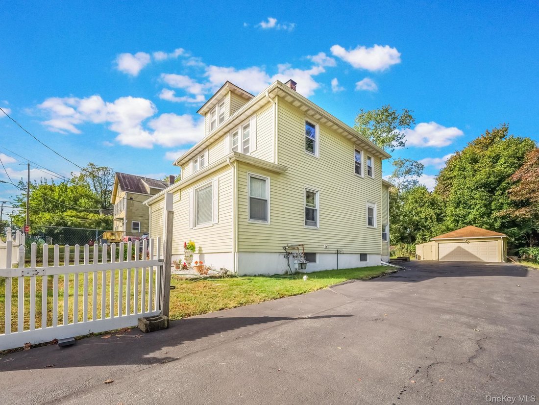 House in Spring Valley, New York, United States 2 - 18631157