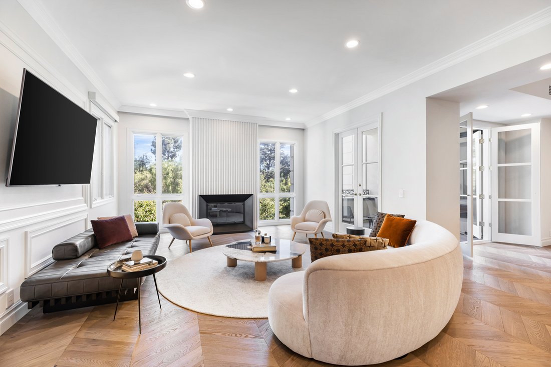Condo in Los Angeles, California, United States 1 - 18631290