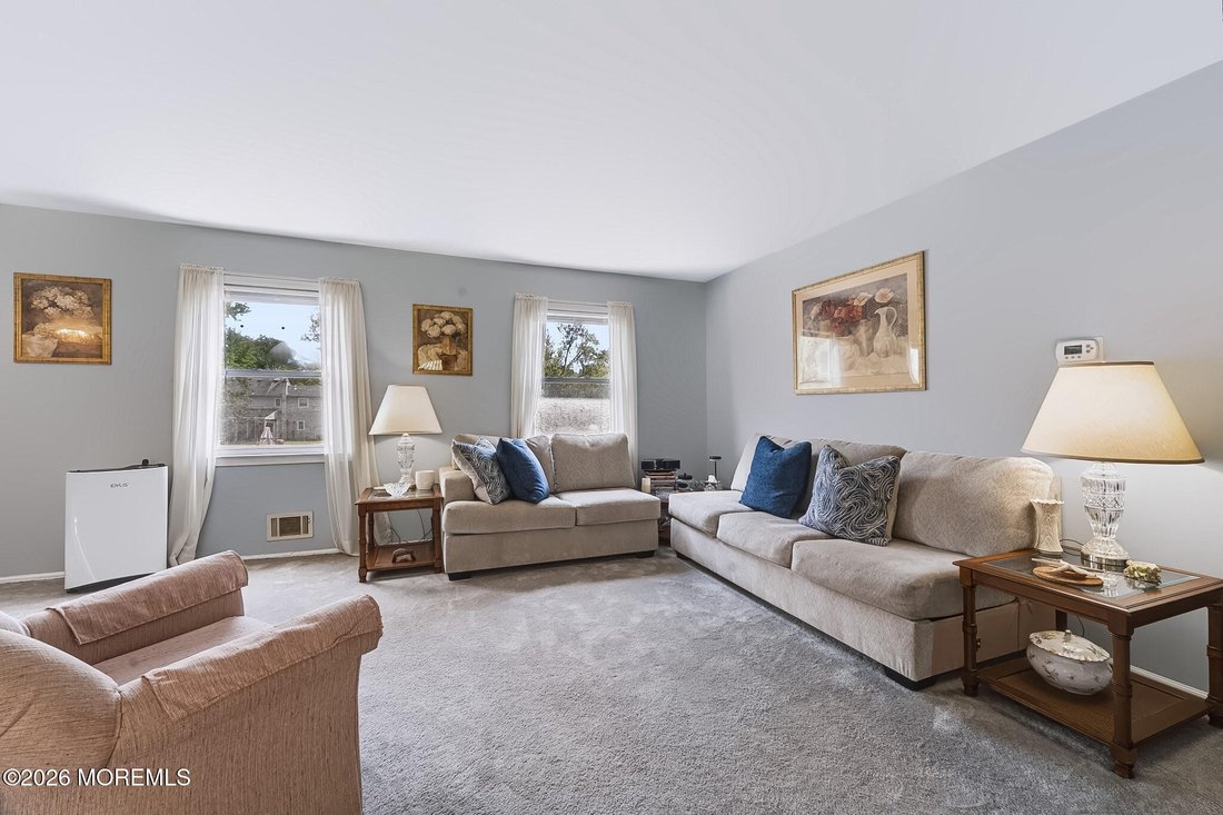 House in Lakewood Township, New Jersey, United States 3 - 18630920