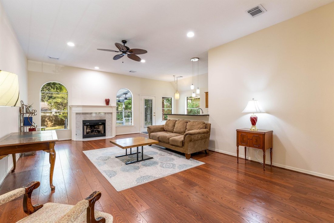 House in Conroe, Texas, United States 5 - 18631112