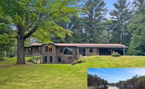 House in Holcombe, Wisconsin, United States 1