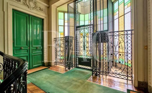Apartment in Porte Dauphine, Paris 16e Arrondissement, Paris 1