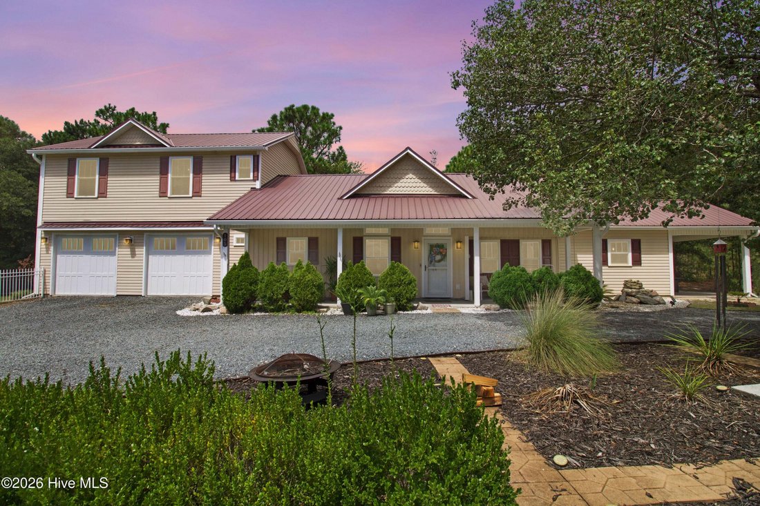 House in Topsail Beach, North Carolina, United States 2 - 18631103