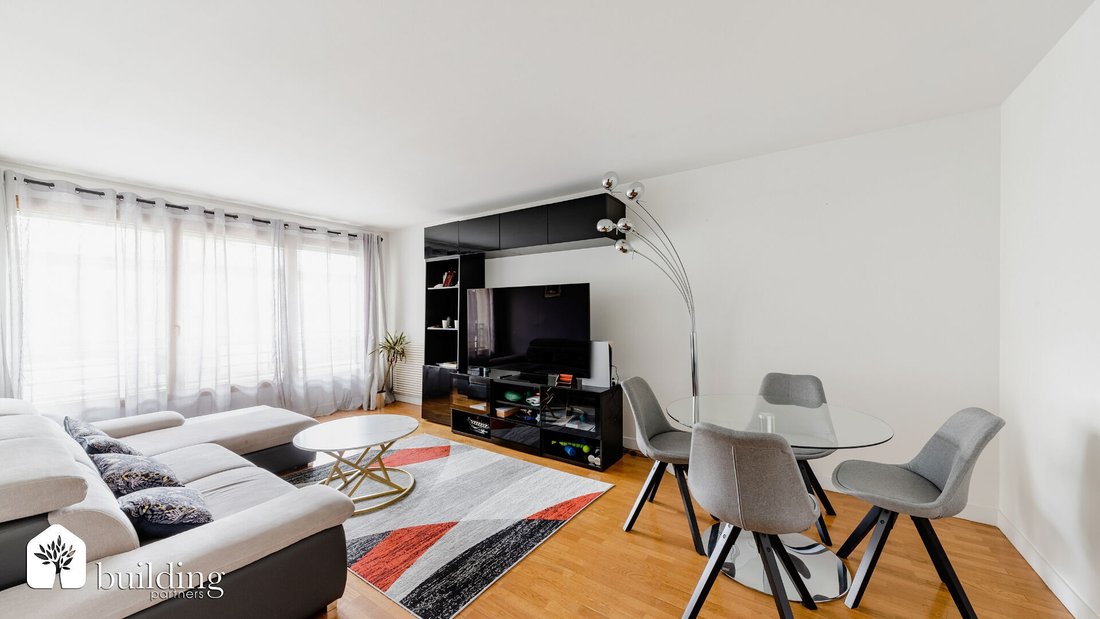 Apartment in Hôtel de Ville-Planchette, Levallois-Perret, France 1 - 18631416