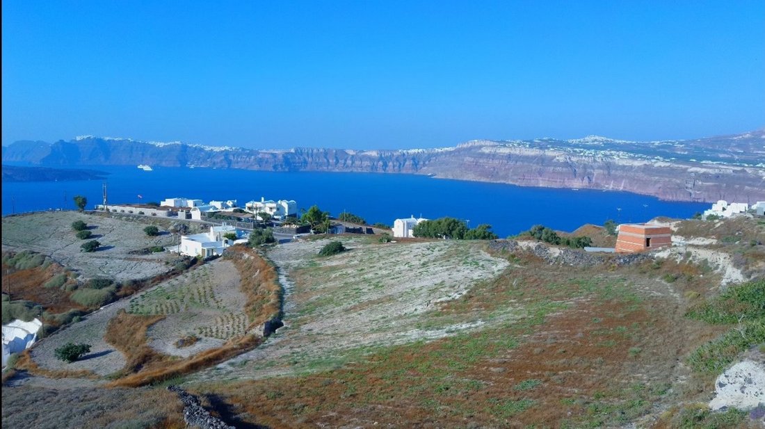 Land in Thira, Aegean, Greece 2 - 18630770