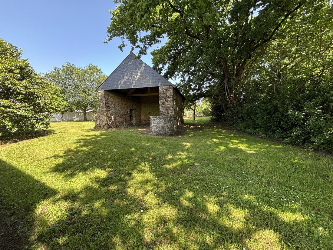 House in Centre Ville, Theix-Noyalo, France 3 - 18631545