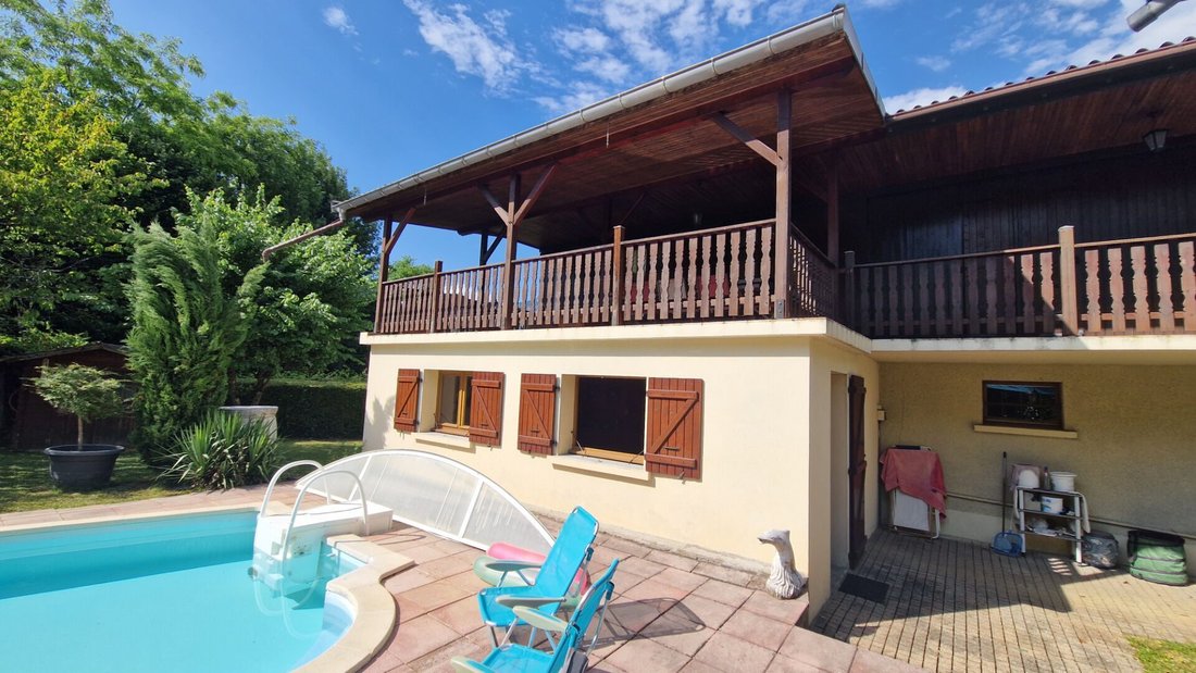 House in Challes-les-Eaux, Auvergne-Rhône-Alpes, France 1 - 17693106