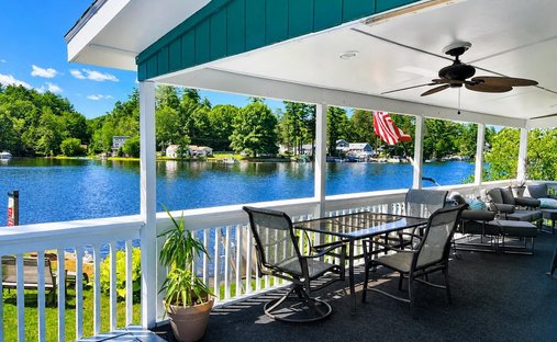 House in Salem, New Hampshire, United States 1